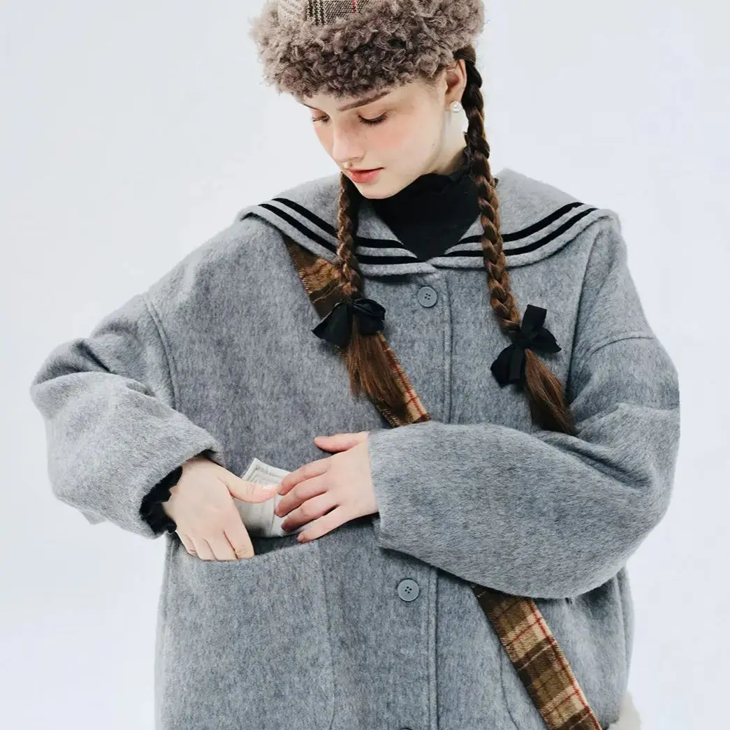 Wełniany płaszcz z granatowym kołnierzem High-End 2024 Winter New Grey College Style Korean Style Casual Loose Long Woolen Coat