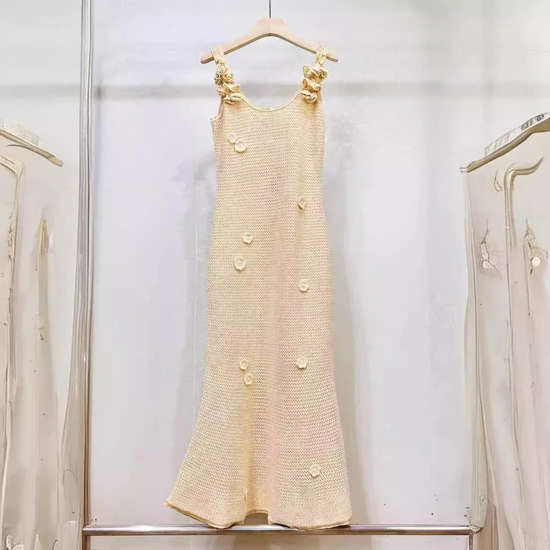 

Spring Summer New Boho Hand-Crochet Strappy Knit Dress Women Delicate Floral Cutout Bodycon Beach Cover-Up Ladies 2025