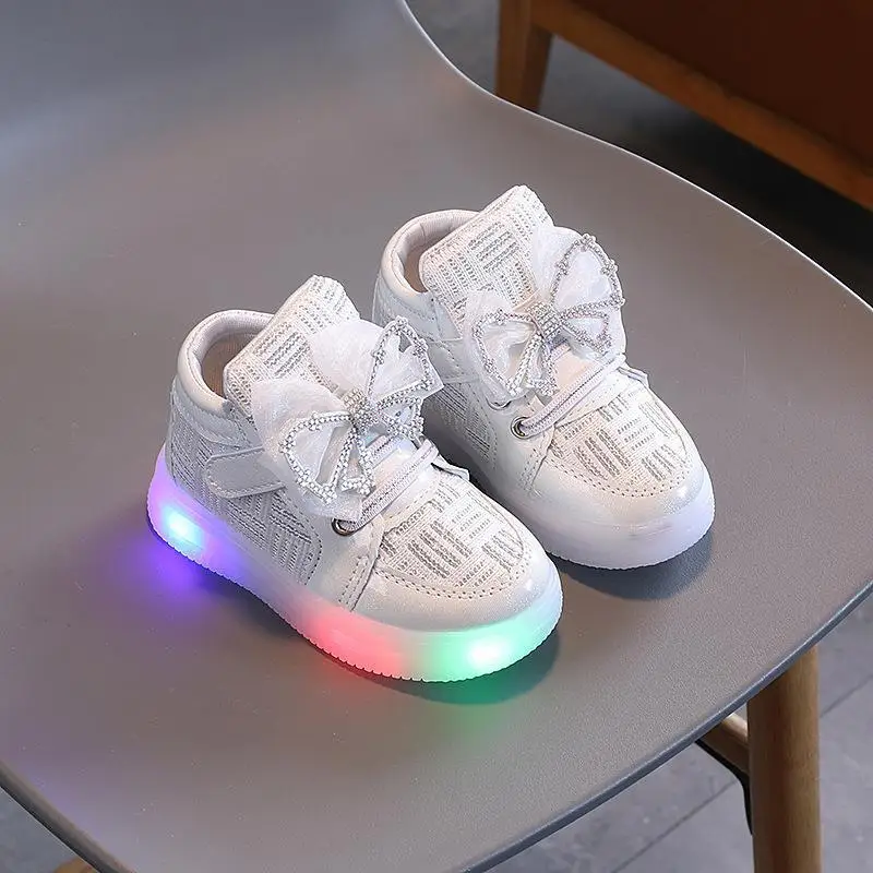 New Autumn Children Luminous Shoes Boys Girls Non-slip Shoes Flashing Lights Fashion Sneakers Toddler Little Kid LED Sneakers