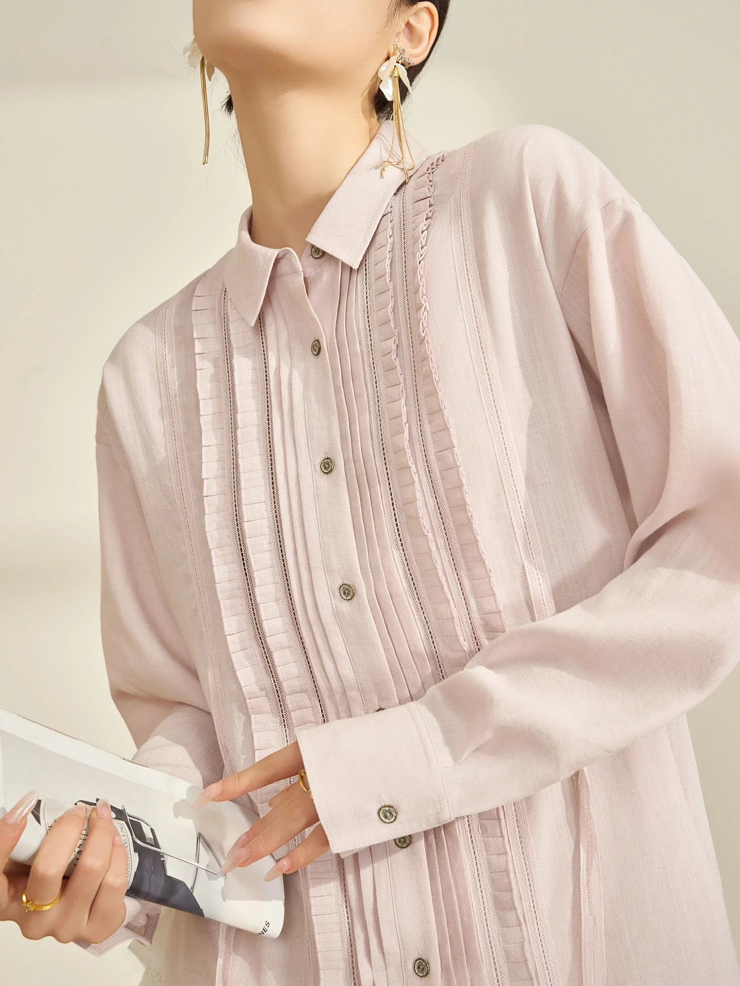 

Elegant Pink Long Sleeve Shirt Women's Fashion Spring Clothing Flowing Era Beautifully Pleated Heavy Embellished Blouse