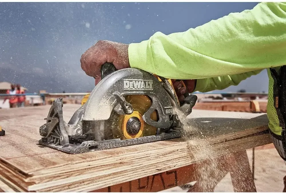 DEWALT FLEXVOLT 60V MAX* Circular Saw for Framing, 7-1/4-Inch, Tool Only (DCS577B)