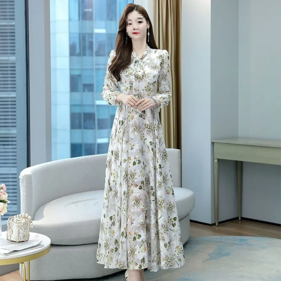 

【New style】Chiffon long-sleeved V-necked floral dress for women in spring and autumn elegant style slimming dress streamer long