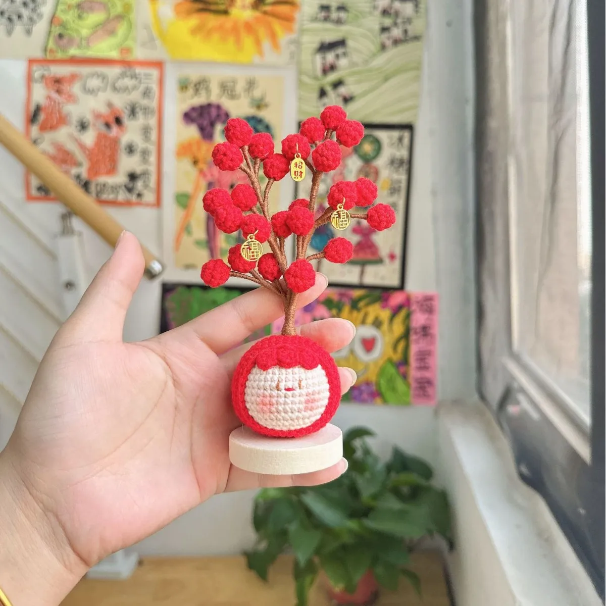 手編み冬用ホリベリーブーケ装飾品ギフトアイテム職人技による糸で作られた完成品装飾品