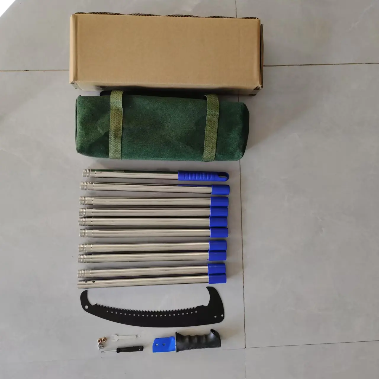 Blue Customized High Quality High Branch Saw Convenient Telescopic Joint Stick Shear