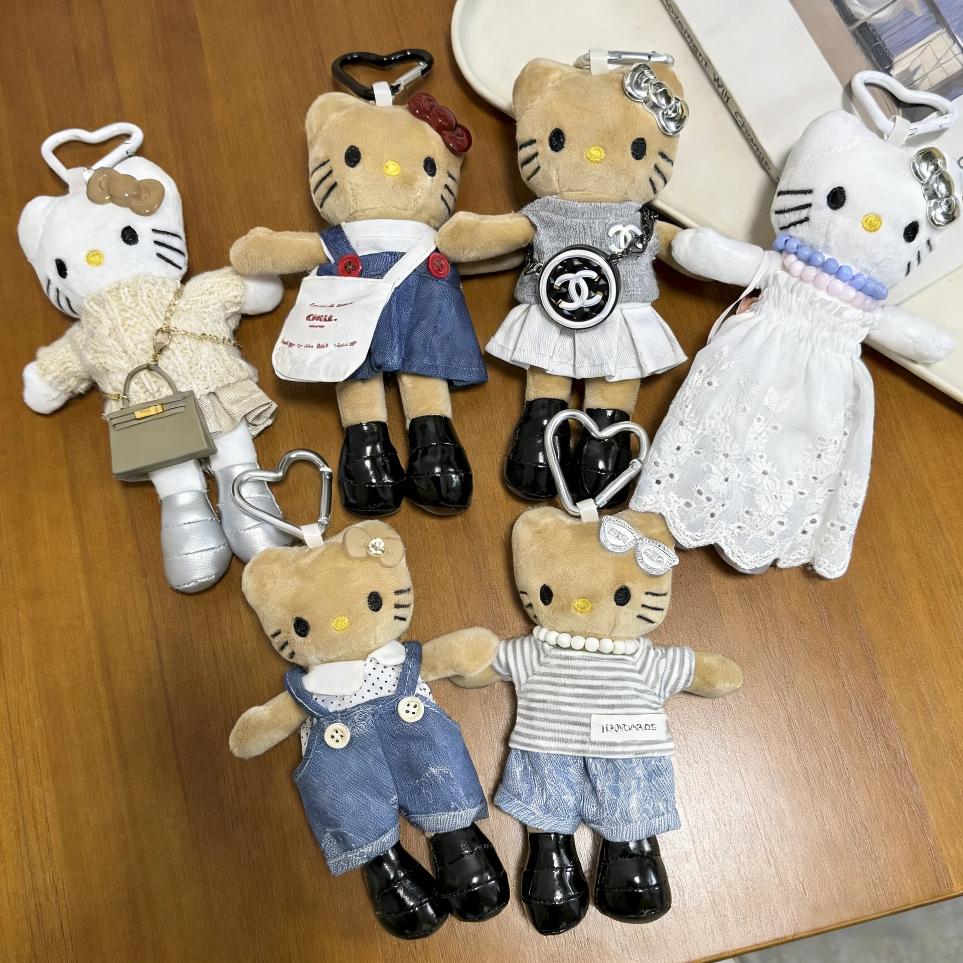 

Плюшевый брелок Sanrio Hello Kitty в модном стиле, милый кулон для сумки с подвеской в виде сердца, подарок для девочек и детей