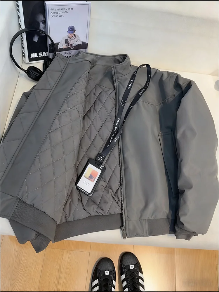 

American Style Three-Proof Jacket Men's Thickened Winter Cotton Coat Short Stand Collar Zipper Closure Warmth Youth Fas...