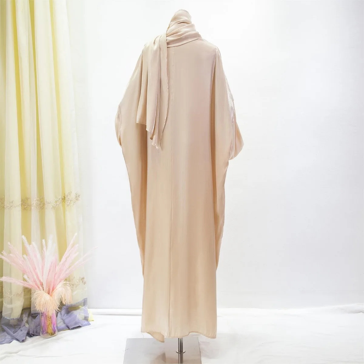 Abaya Hijab musulmano caftano solido con cappuccio manica Smocking preghiera di un pezzo vestito Ramadan donne Jilbab abbigliamento islamico