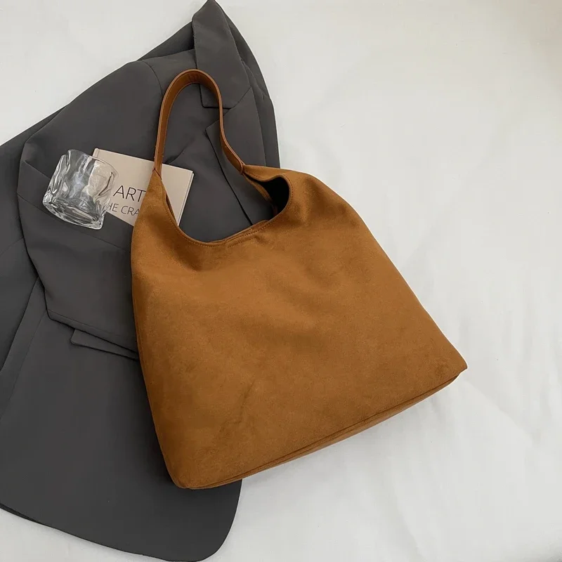 Niche Suede Single Shoulder Bag for Women New Fashionable Large Capacity Armpit Bag Versatile Commuting Tote Bag Пакет Тотта