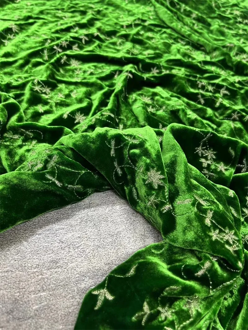 Green Fashion Natural Silk Velvet Fabric Classic Dress Jacquard Embroidery High-quality Sexy Evening Dress Production Christmas