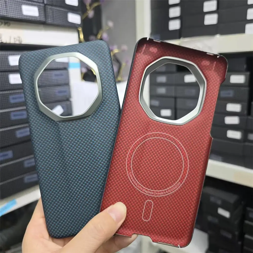 

Оригинальный арамидный чехол Magsafe из углеродного волокна для Huawei Mate 70 RS с магнитной броней