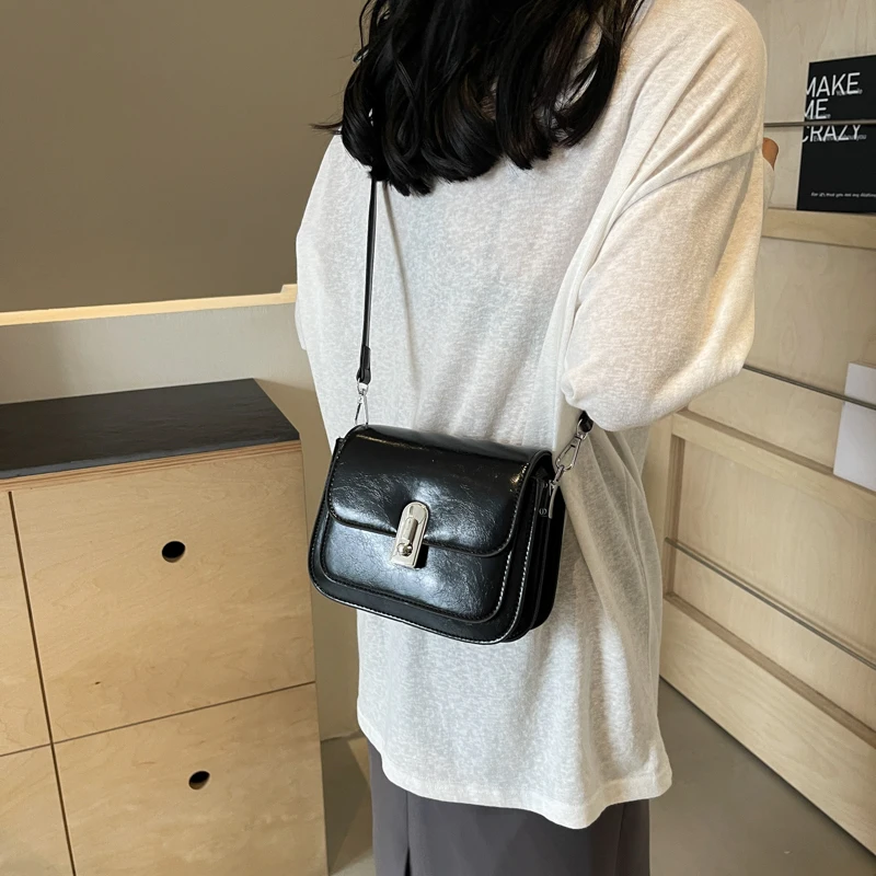 LEFTSIDE Mini Pu Leather Flap Bags For Women 2024 Korean Fashion Trend Crossbody Bag Women Shoulder Bag Handbags And Purses