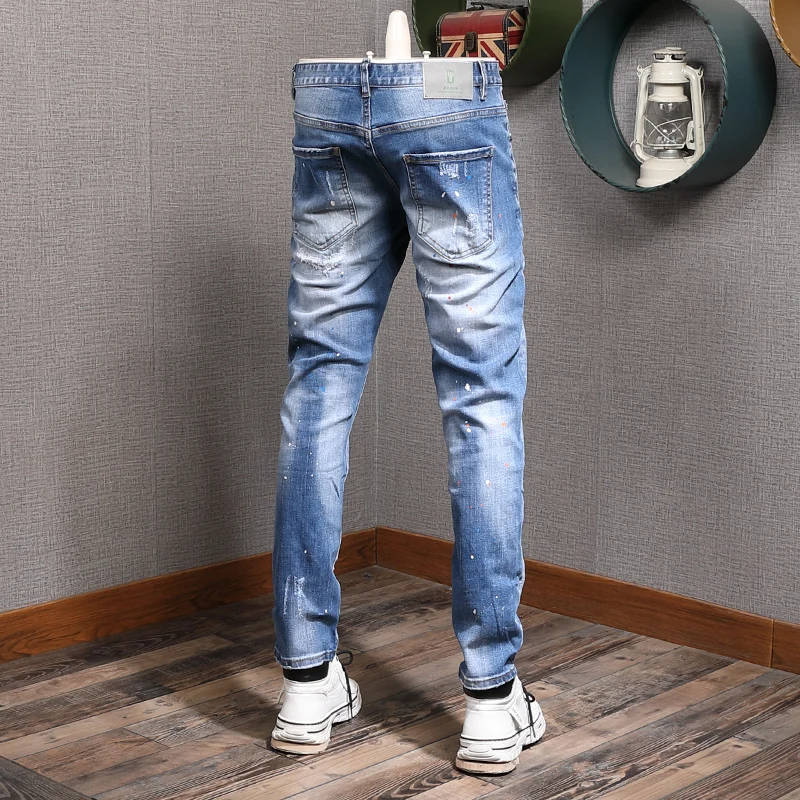 Street Fashion Men Jeans Retro Light Blue Stretch Slim Fit Ripped Jeans Men Patched Vintage Designer Elastic Denim Pants Hombre