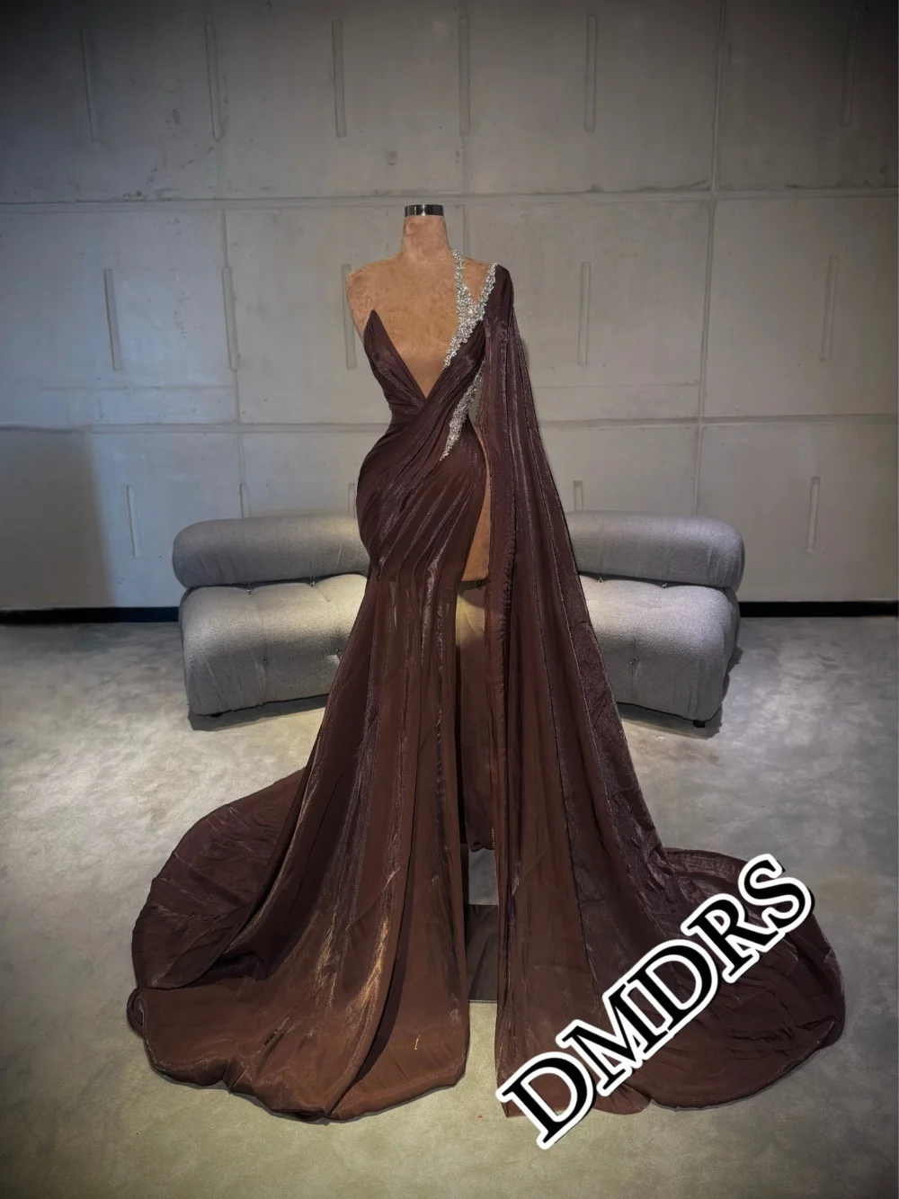

DMDRS Romantic Velvet Evening Dress 2026 Formal Cape-Accompanied Party Gown Charming A-Line Crystal Floor-Length Party Dresses