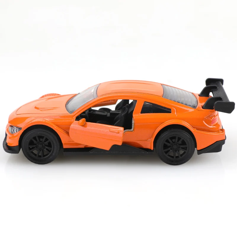 (Encíado) 1:38 modelo de coche de aleación simulación BMW M4 vehículo extraíble adornos de coche colección juguetes para niños