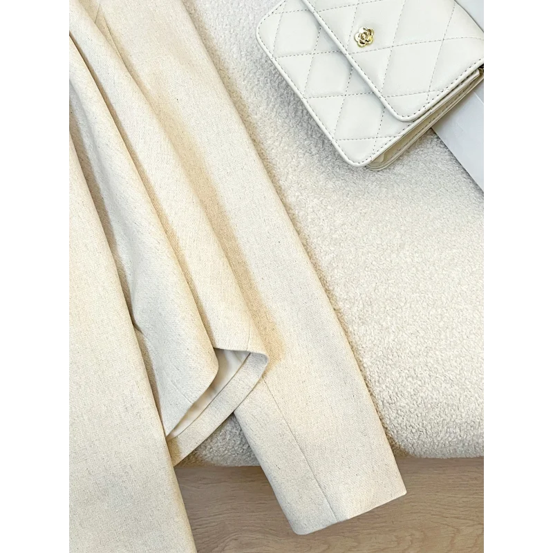 สีขาวกลิ่นหอมขนาดเล็กแขนยาวรอบคอสั้นเสื้อผู้หญิงใหม่ Elegant Basic แฟชั่นภาษาฝรั่งเศสคํา Chic Office Lady Jacket