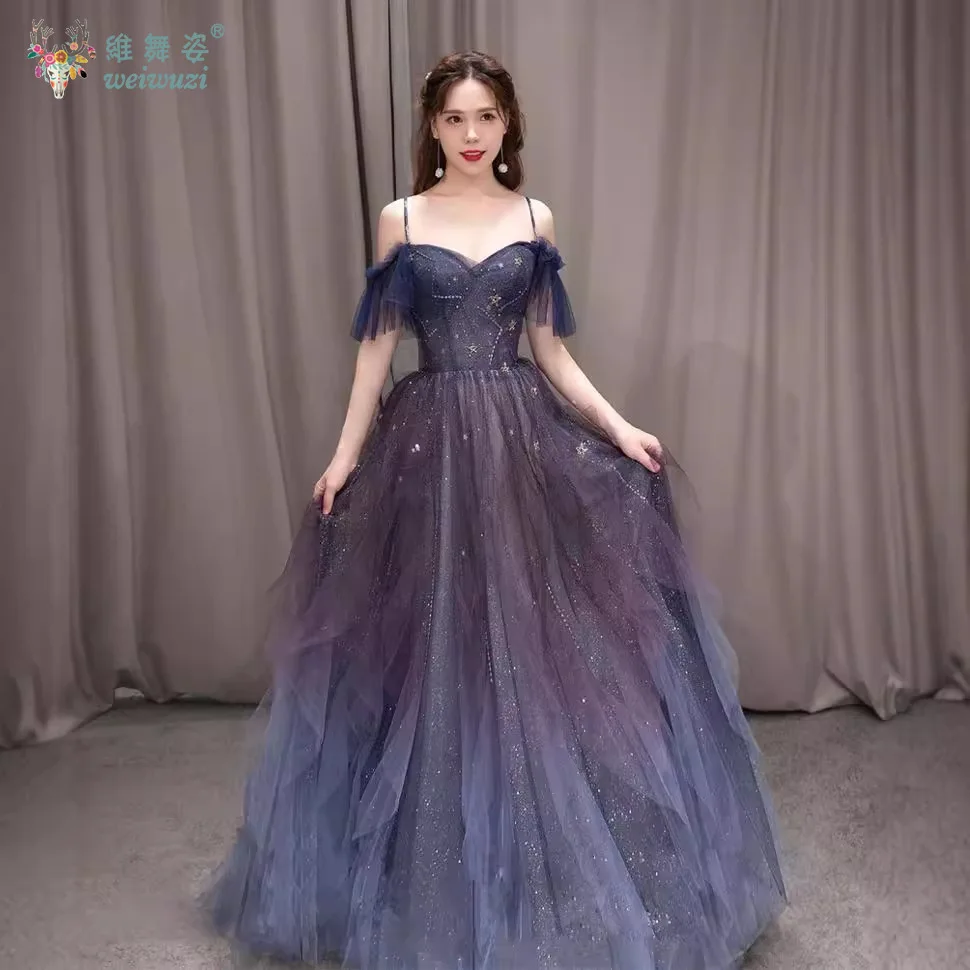 

2025 модное цельное вечернее платье с тонким плечевым ремнем и открытой спиной, фиолетовое вечернее платье трапециевидной формы с высокой талией и градиентом