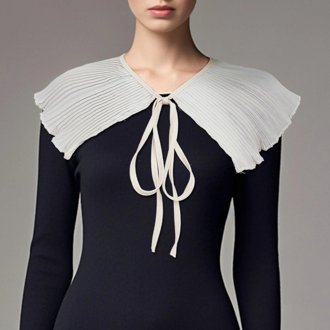 

Модная шаль с ложным воротником. Плиссированная подвеска, универсальная. Нежный материал и изысканный дизайн. Может сочетаться с свитерами, skir