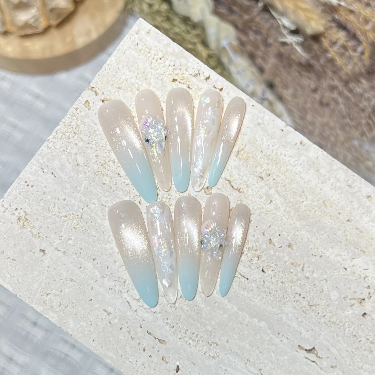 

10pcs Handmade Long Stiletto Press On Nails Nude Cat Eye Blue Gradient French Shell Design Sweet Fake Nails Wearable Nails Art