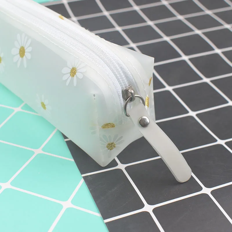 1Pc Kawaii Transparent Pencil Case Daisy Gift Estuches School Pencil Box Pencilcase Pencil Bag School Supplies Stationery