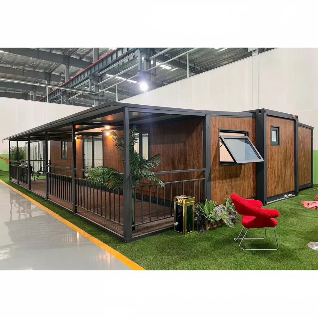 20FT/40FT Expandable Steel Frame Luxury Container House Prefab Movable for Villa Park & Hotel Outdoor Use