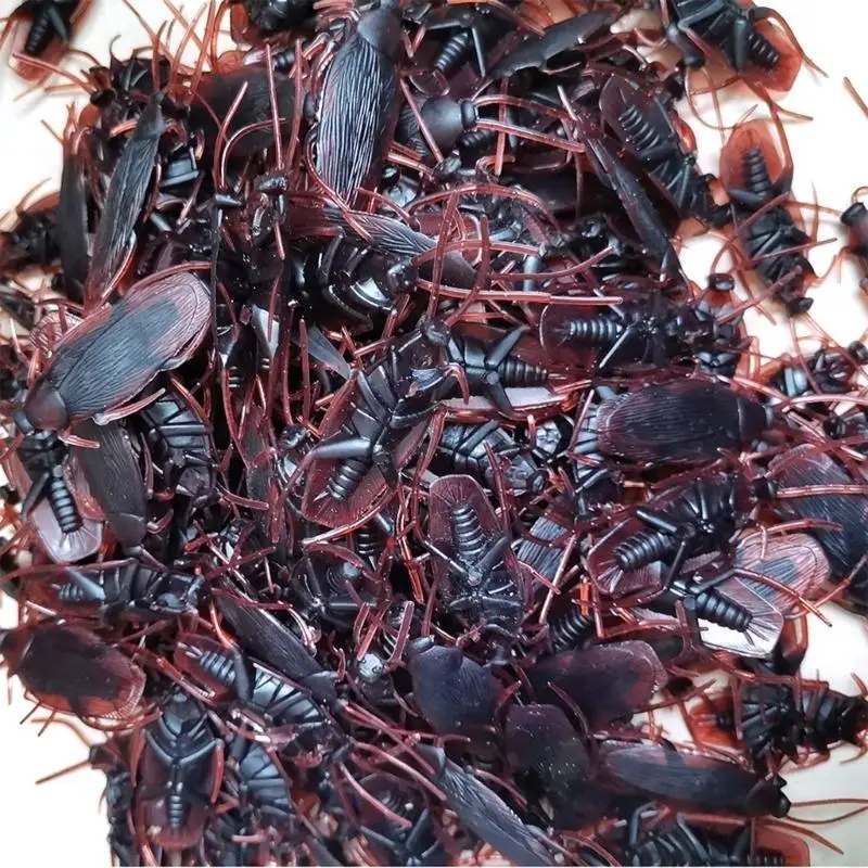 J2HD Multipurpose Prank Set with 100 Pieces Realistic Cockroach Toy Great Accessory for Halloweens Jokes and Kid's Game