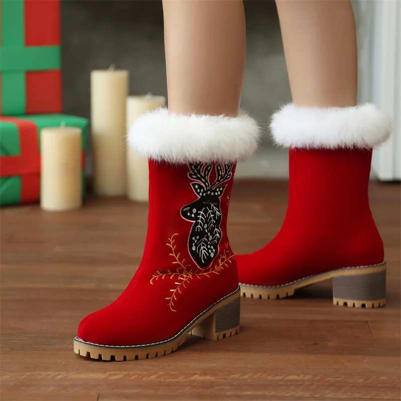 

YQBTDL 2026 Sweet Printed Deer Grain Pattern Fur Ankle Boots Ladies Slip on Embroidered Cute Christmas Warm Women Shoes Party