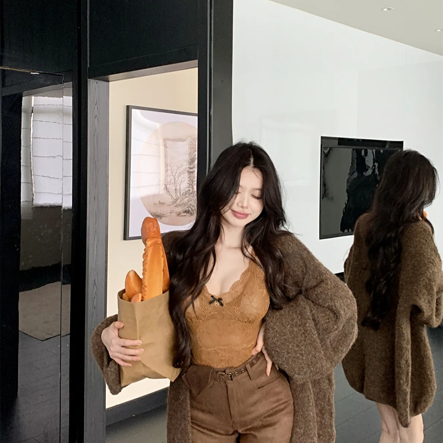 

Женский осенне-зимний свитер Lazy Sle, пальто с нагрудной подушечкой, кружевной ремень из кожи оленя, бархатные брюки-ботинки трапециевидной формы, футболка...