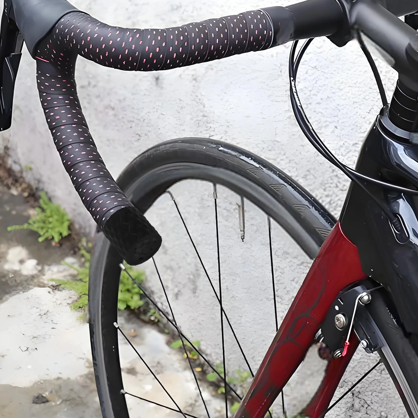 

1Pair Road Bike Handlebar End Caps Silicone Brake Lever Protector Soft Grip Cover Bike Handlebar Sleeve Anti Scratch