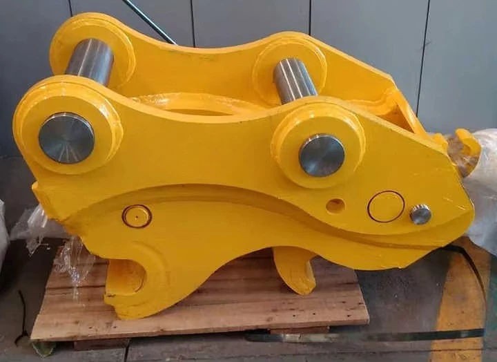 ORNATE High Strength Hydraulic Quick Hitch 10 Ton Excavator Release Coupler Accessory