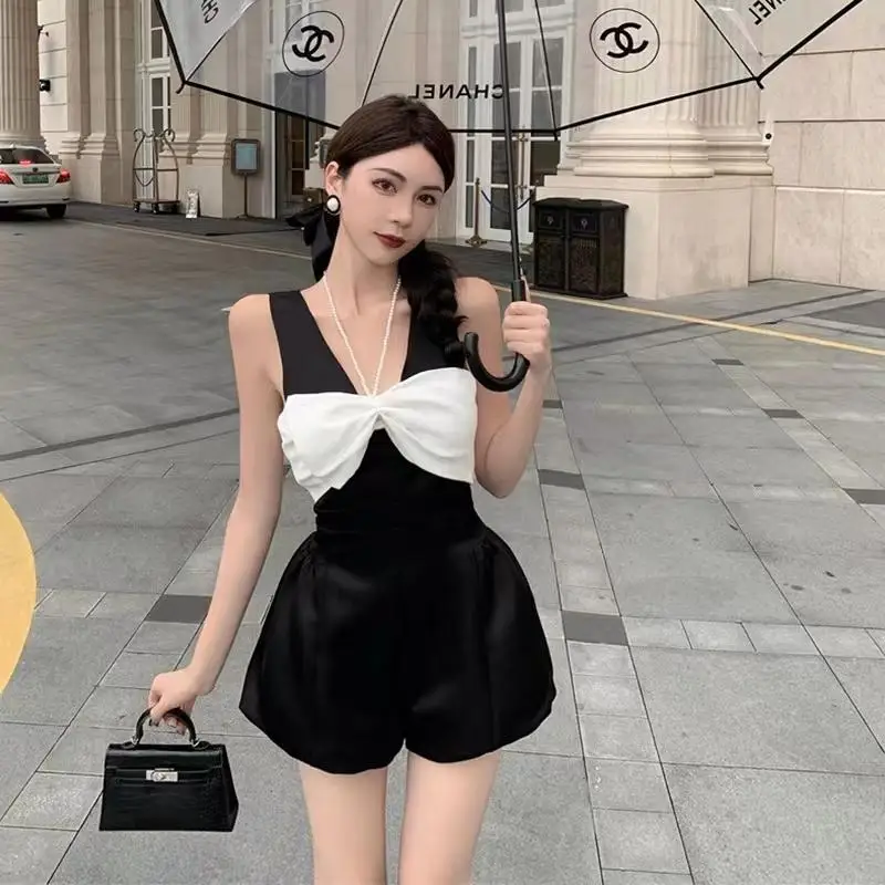 

Shpmishal French Retro Light Mature Style Dress for Women Summer White Bow Temperament Black Jumpsuit Shorts Female Clothing