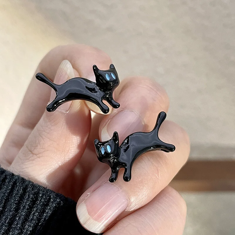 Personality Funny Cat Ear Cuffs Clip Earrings for Women Girls Kitten Dog Animal Stud Earring Aesthetic Y2k Jewelry Hip-hop Gifts