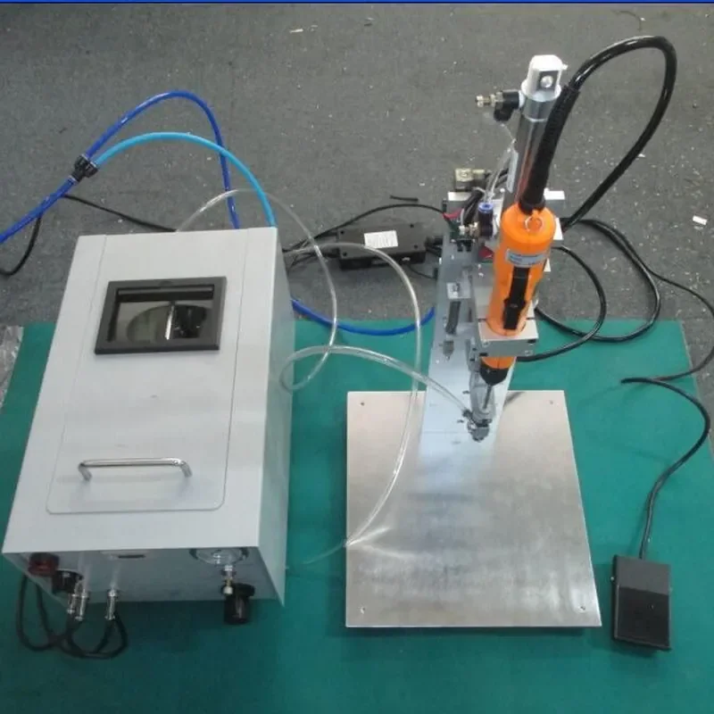 Desktop double-head automatic locking screw machine double-head automatic screwing machine, saving manpower and double