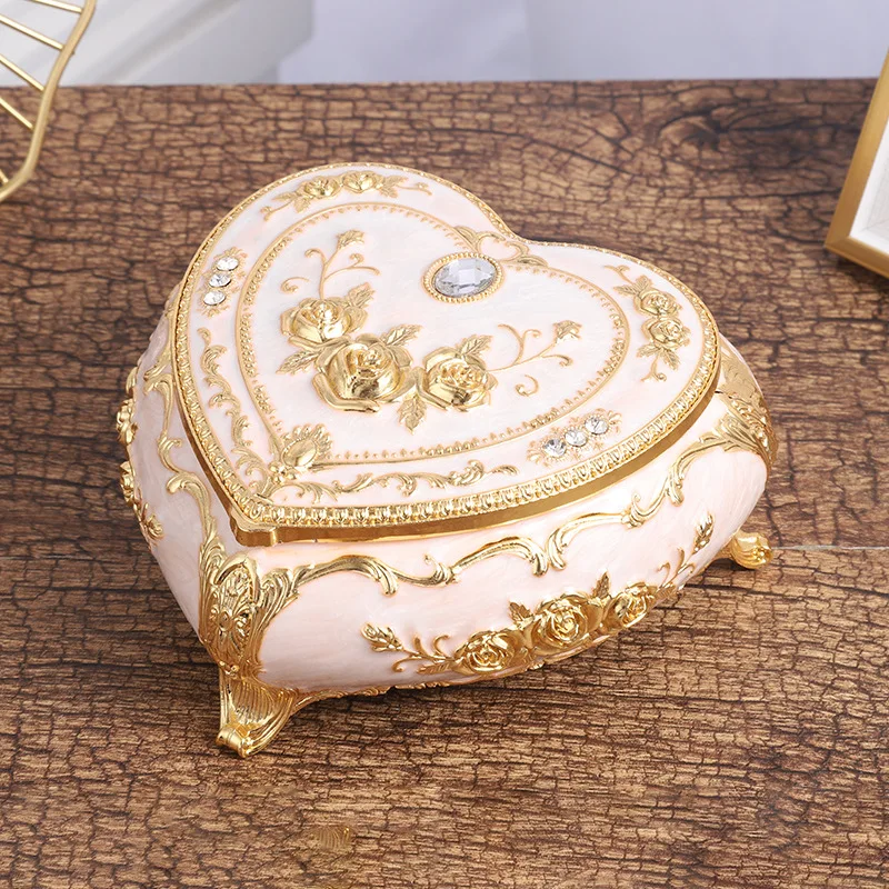 Nordic style light luxury classical style exquisite love jewelry box flip style with mirror jewelry necklace ring storage box