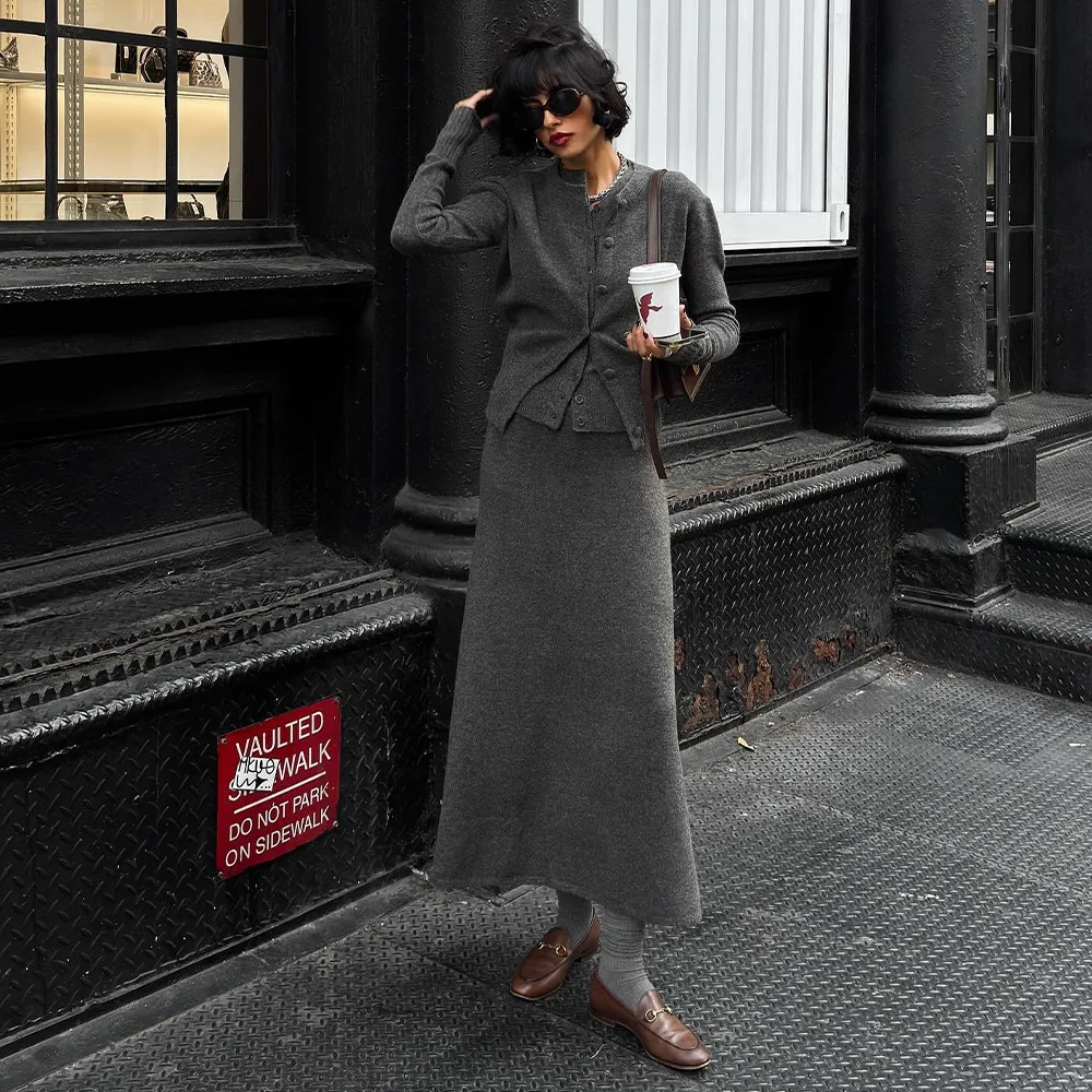Autumn and Winter Women O-neck Sweater Knitted Shirt Skirt Set 3Pcs Lazy Style Thick Warm Office Antibacterial Jacket Skirt Set