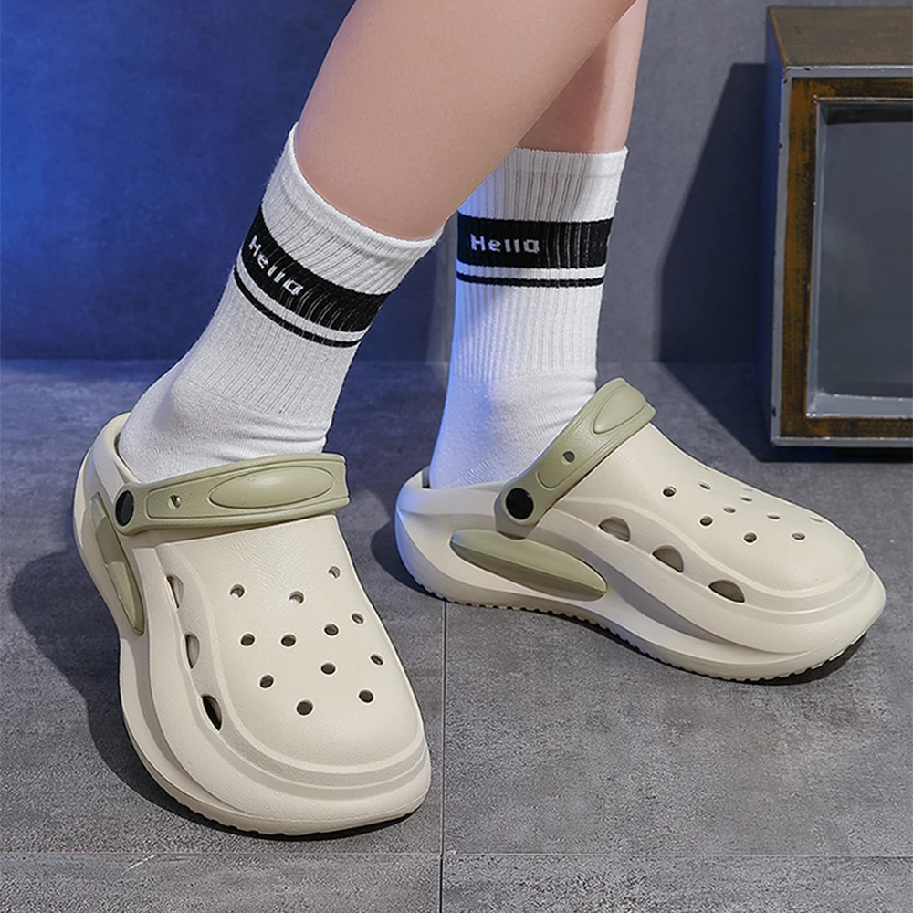 BASATU Wearing Hole Shoes For Women In Summer Durable Cartoon Breathable Comfortable Odor Proof EVA Sandals