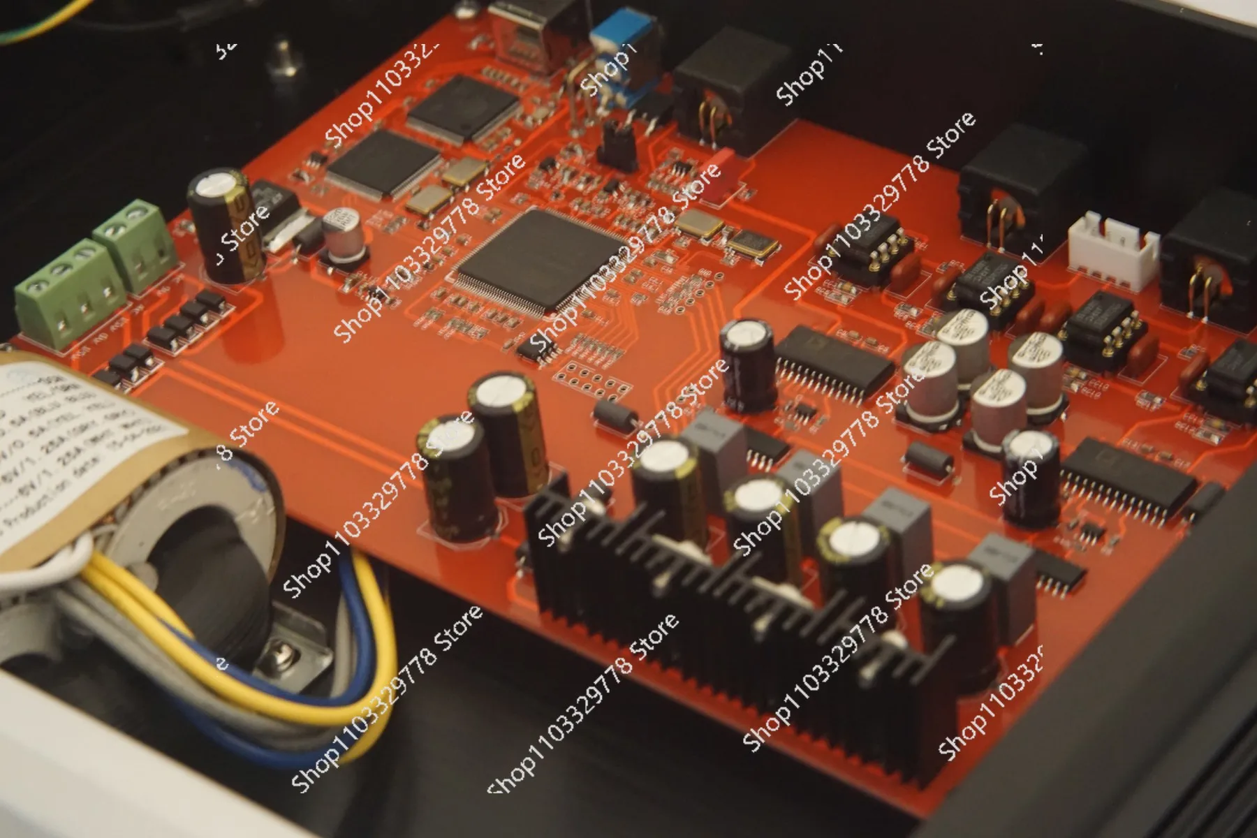AD1865 R2R NOS DACFPGA تكنولوجيا المعالجة غير المتزامنة، وحدة فك ترميز الحمى المتوازية المزدوجة