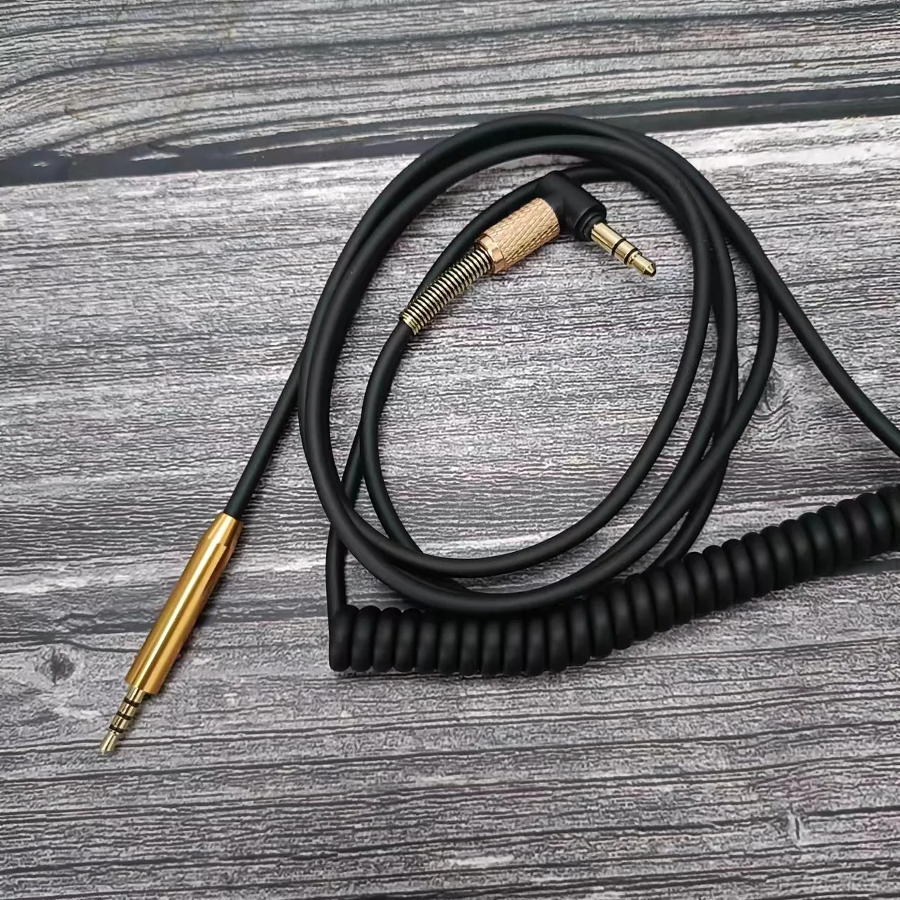 Hochwertiges Audiokabel für Bose QC25/QC35/QC35II/QC45/NC700 Kopfhörer, 3,5mm auf 2,5mm Stecker, ohne Mikrofonanschluss. – Detail 4