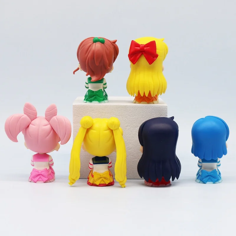 Anime nuevo Sailor Moon Mini figuras Tsukino Usagi Chibiusa Kino Makoto versión Q modelos de postura sentada estatua juguetes regalo de cumpleaños