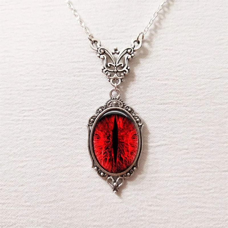 Gothic Blut Rot Quarz Charm Halskette Oval Anhänger Halskette Für Frauen Halloween Vampir Geprägte Hexe Schmuck Vintage Colliers
