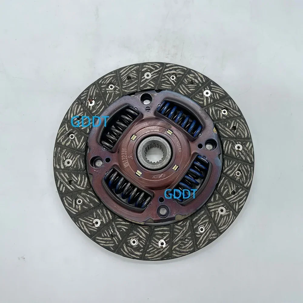 1 Piece 1.8 2.0 Clutch Disc for Lancer CX CY Clutch Realease Assy for Lancer Fortis Clutch Plate Accessories MN132331