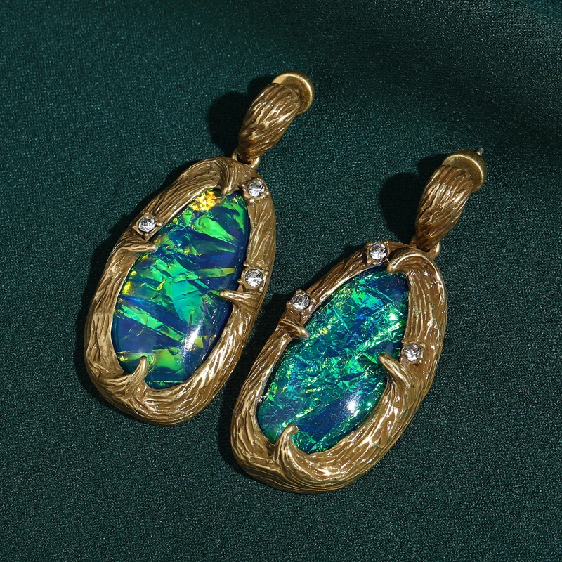 

Винтажные ярко-зеленые крупные серьги-подвески с опалом, в античном золотом цвете, с текстурой дерева, дизайнерские, в стиле ретро, для женщин, подарки на годовщину