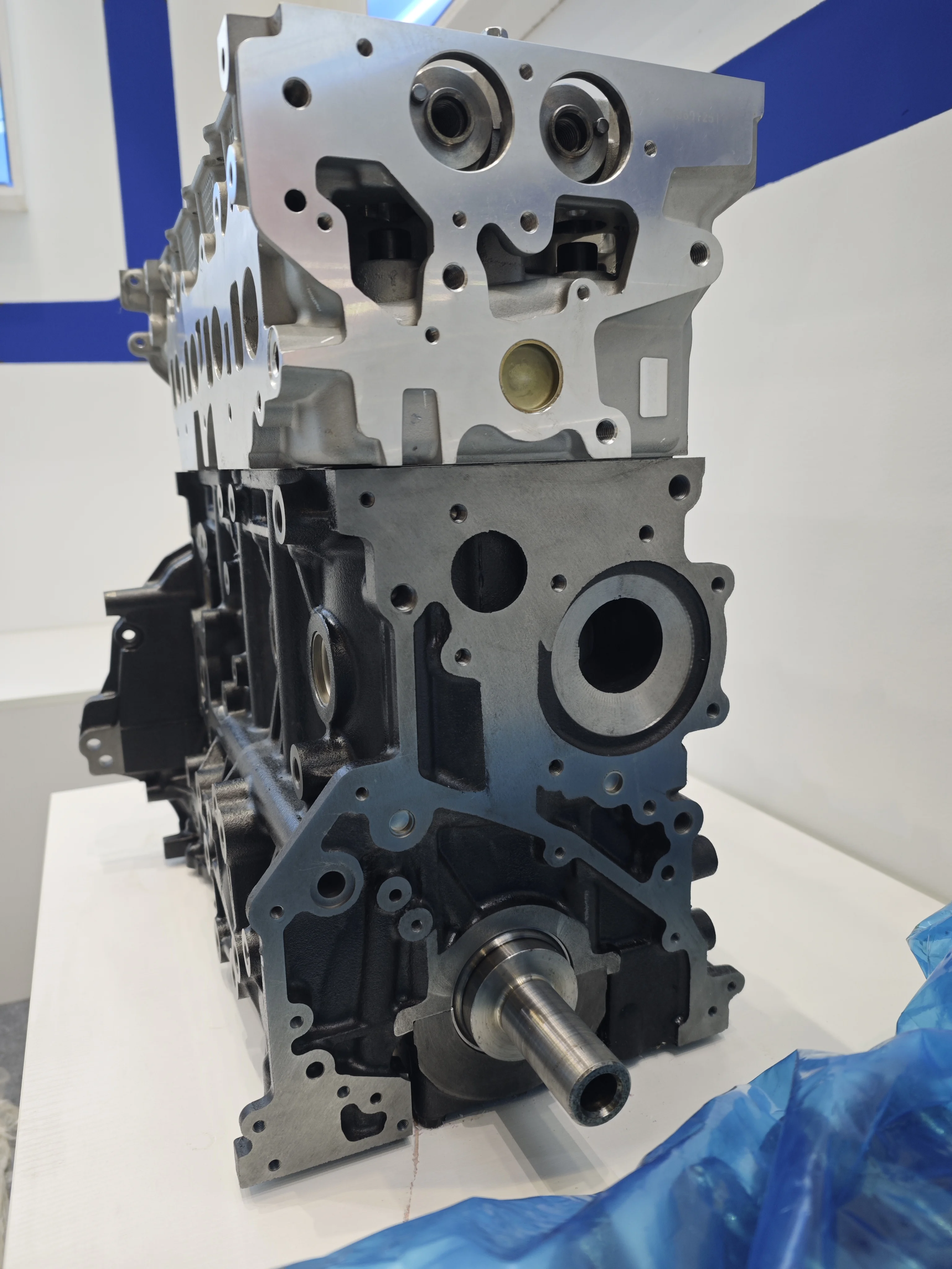 Factory Supply New Diesel Engine For Nissan YD25 Engine Long Block Euro4 Euro5 YD25 2.5L For Navara D40 Pickup 2005-2015 Murano