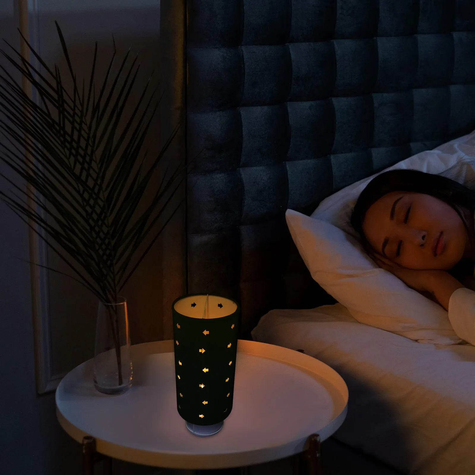 Small Cloth Table Lamp Hollow Out Fabric Shade Bedside Nightstand Lamp Decorative Nightlight for Bedroom Living Room Reading