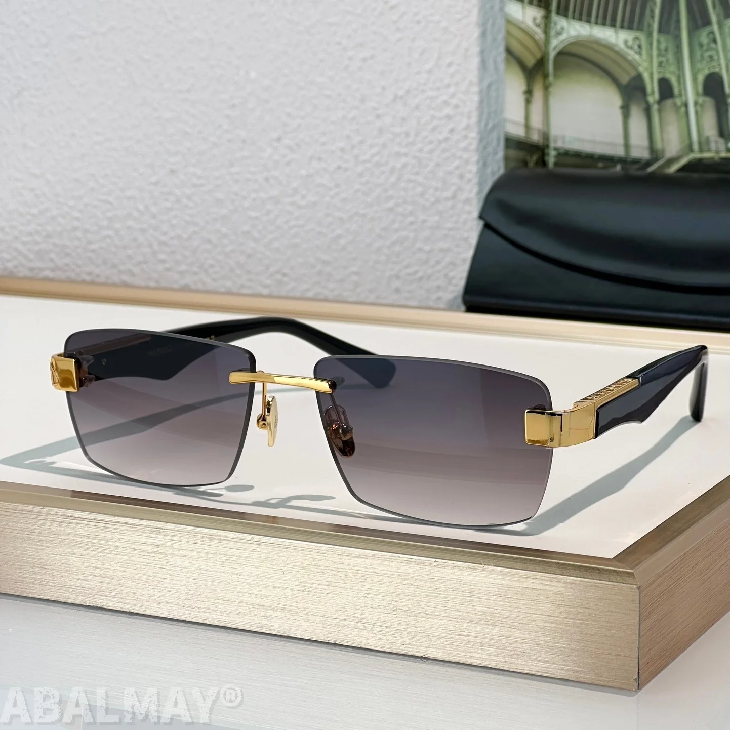 

MAY THE CHARACTER Top Quality Mens Sunglasses for Women Classic Punk Luxury Acetate Titanium UV400 Designer Sunglasses with box