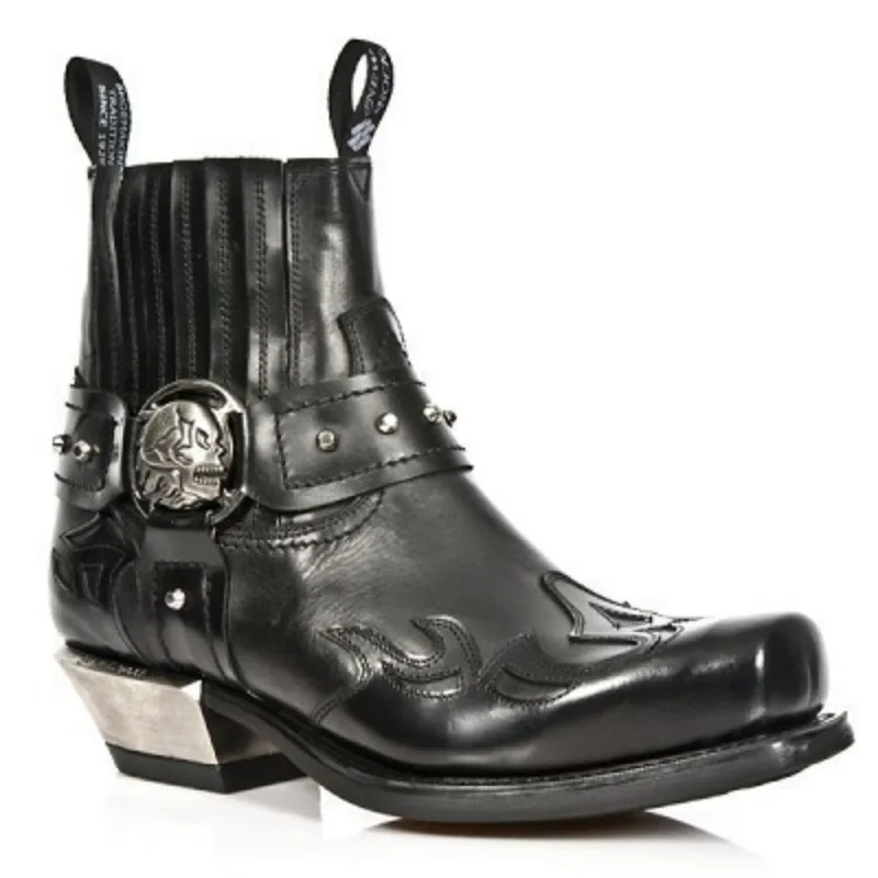 Czarny Cool Style Men Boots Rivet Crystal Decor Buckle Belt Pointed Toe Leather High Quality Men Shoes 2024 Zapatillas Mujers