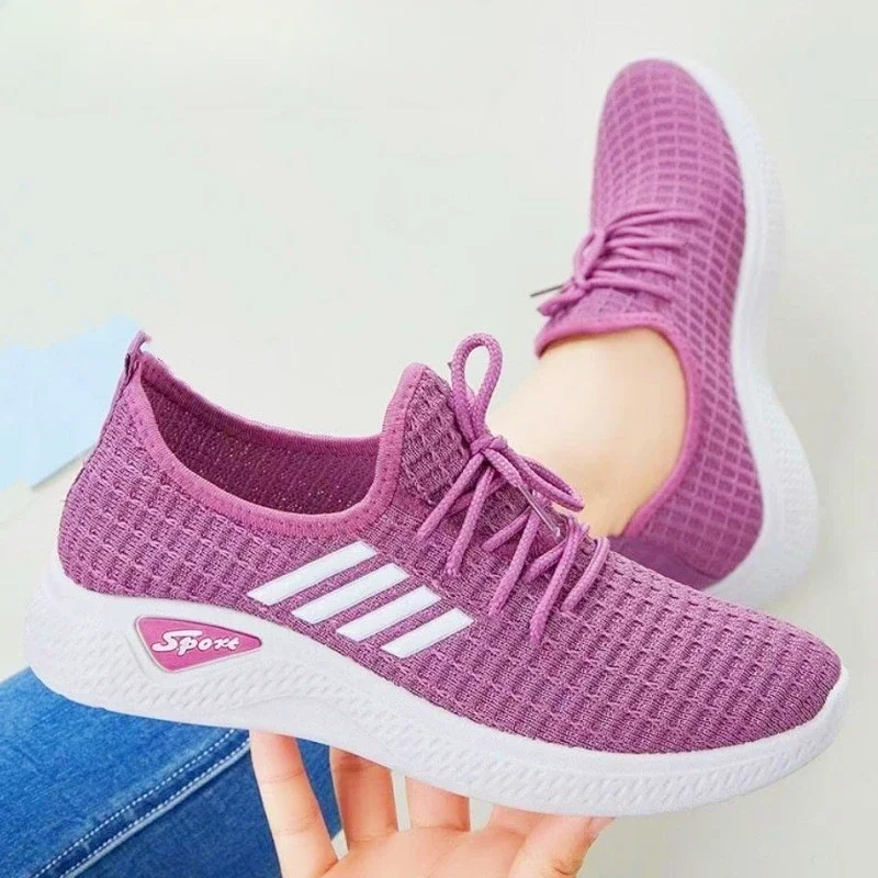 Hot Seller Old Beijing Cloth Shoes Women Fashion Korean Casual Shoes Breathable Light Soft Sole Running Shoes Women Sneakers