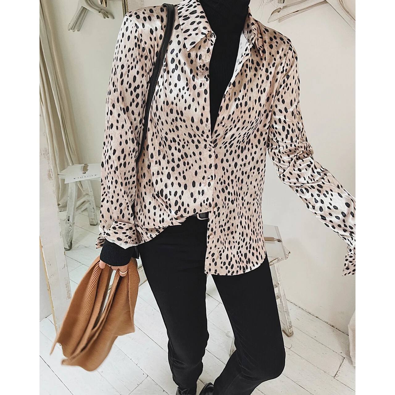 

2022 Women's Plaid Leopard Animal Satin Silky Blouse Shirts Top Tunic Clothes Female Cardigan Long Sleeve Fashion Autumn New