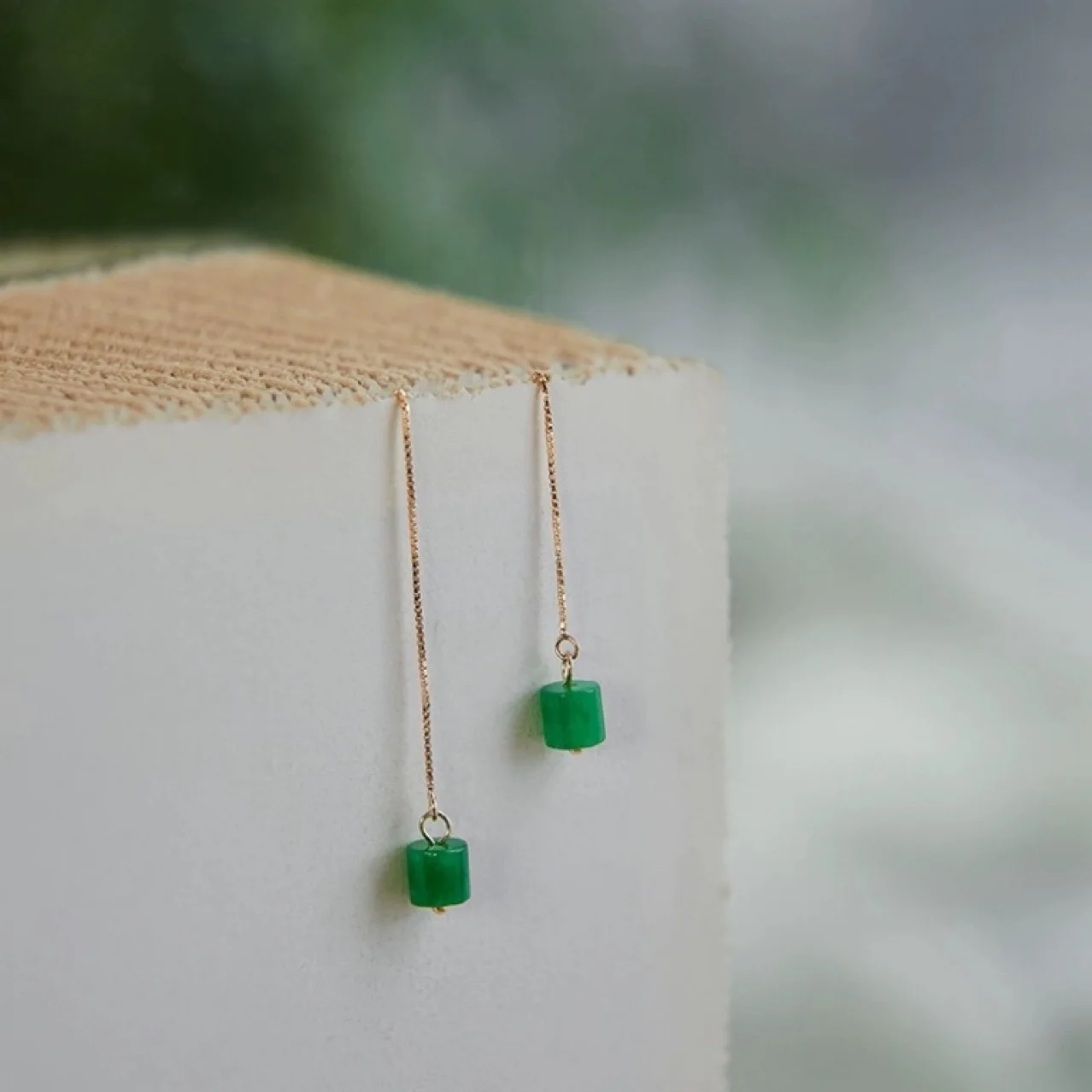 Green Jadeite Bead Earrings Designer Amulet Real Jade Luxury Stone Energy Natural Jewelry 18K Gold Plated Gemstone Talismans