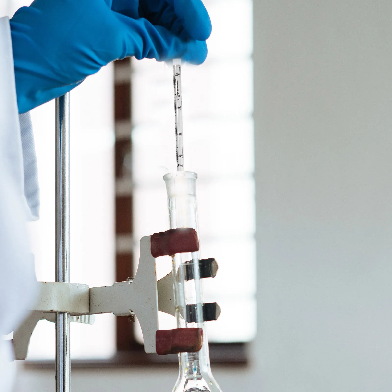 

Liquid Specific Gravity Hydrometer Glass Meter for Mud Petroleum Testing Durable Hydrometer for Moisture Content