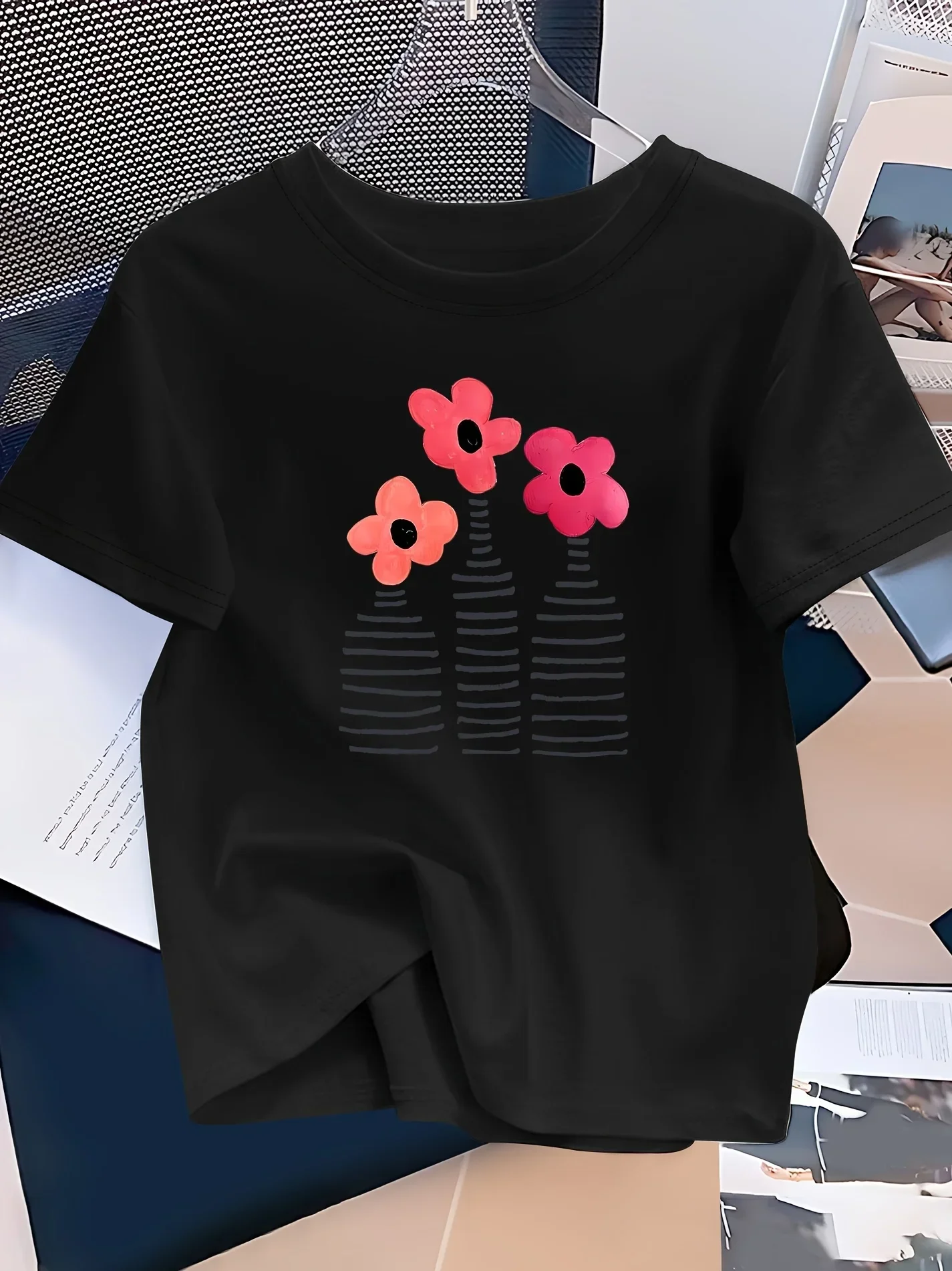 Women's Casual Elegant White TShirt Floral and Striped Bottle Graphic Print Crew Neck Short Sleeve Vintage Style Comfortable Tee